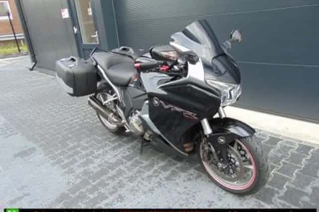 Honda VFR (2011) thumbnail 5