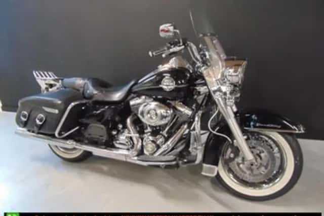HARLEY-DAVIDSON ROAD (2009) thumbnail 5