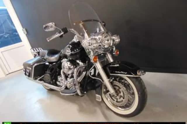 HARLEY-DAVIDSON ROAD (2009) thumbnail 6