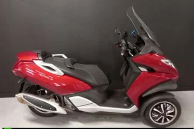 Peugeot METROPOLIS (2014) thumbnail 1