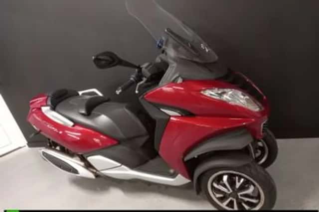 Peugeot METROPOLIS (2014) thumbnail 5