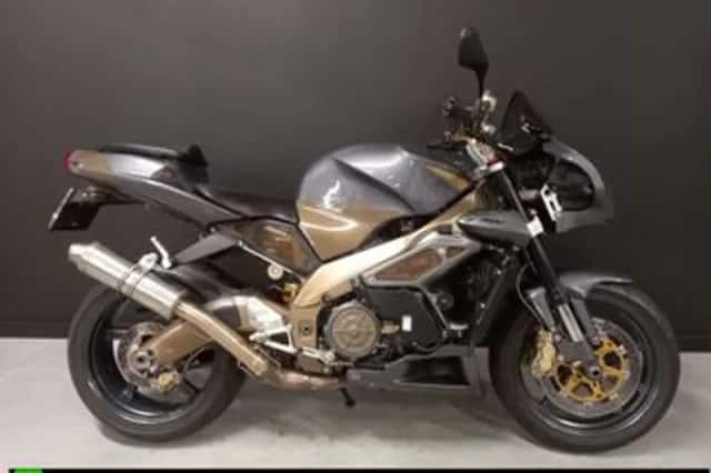 APRILIA TUONO (2002) thumbnail 1