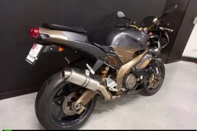 APRILIA TUONO (2002) thumbnail 2
