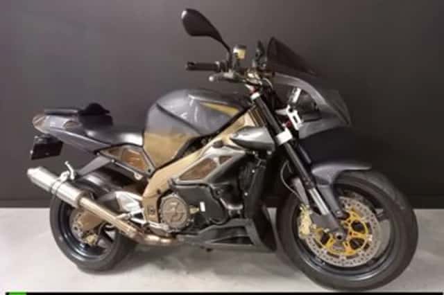 APRILIA TUONO (2002) thumbnail 5