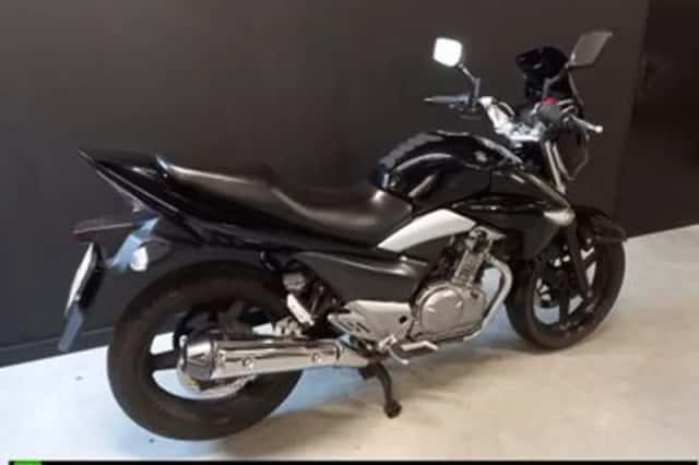 Suzuki GW (2014) thumbnail 3