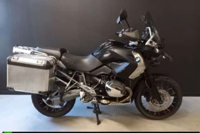 BMW R (2012) thumbnail 1