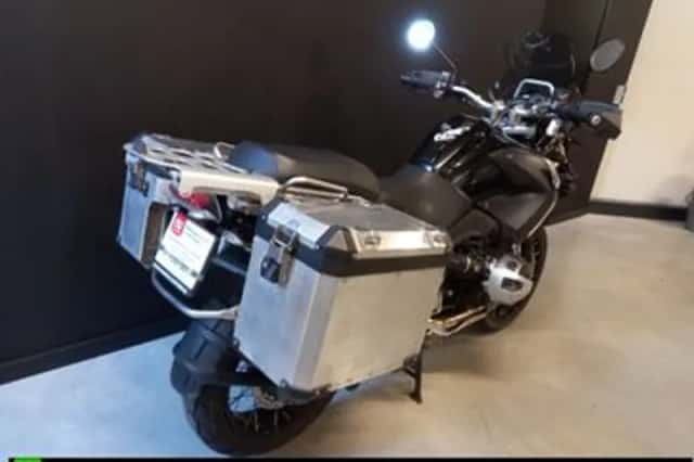 BMW R (2012) thumbnail 2