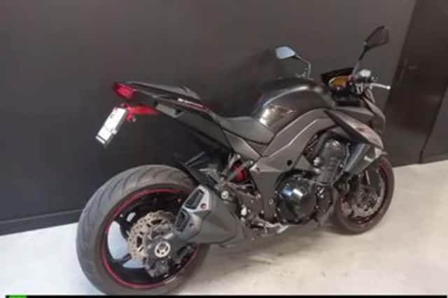 KAWASAKI Z1000 (2012) thumbnail 2