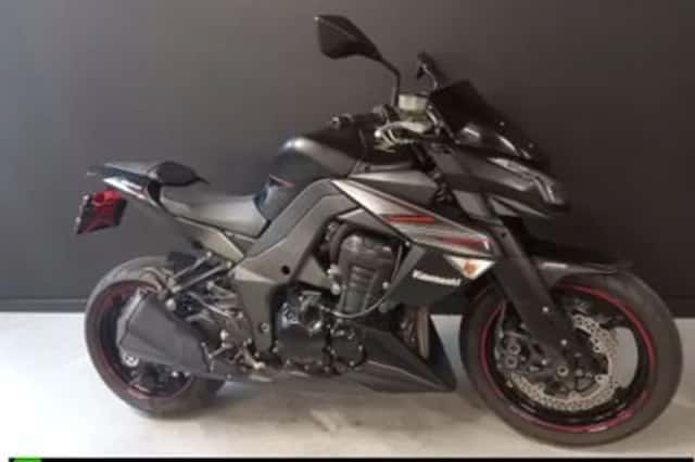 KAWASAKI Z1000 (2012) thumbnail 4