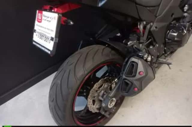 KAWASAKI Z1000 (2012) thumbnail 6