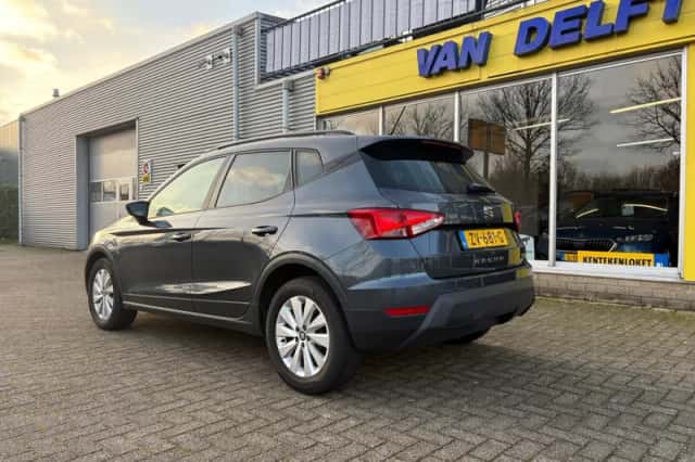 SEAT Arona (2019) thumbnail 4