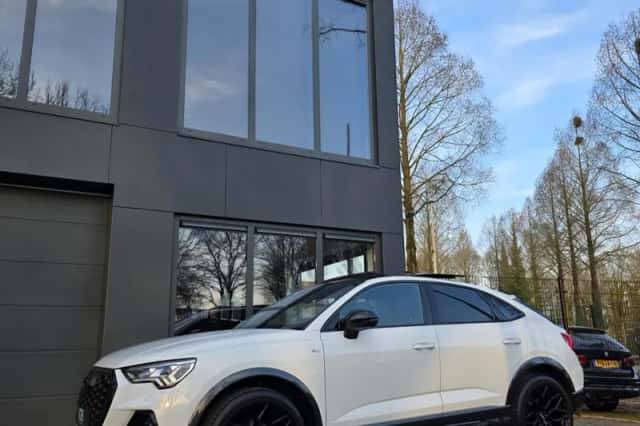 Audi Q3 Sportback (2023) thumbnail 2