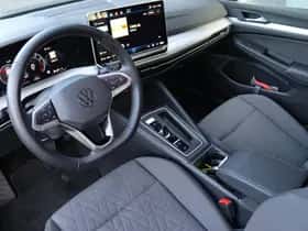 Volkswagen Golf (2025) thumbnail 16