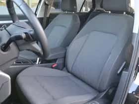 Volkswagen Golf (2025) thumbnail 18