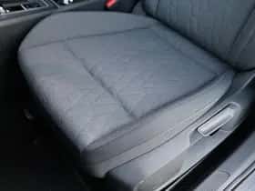 Volkswagen Golf (2025) thumbnail 19