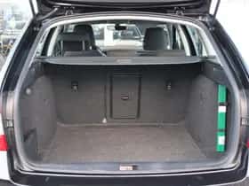 Škoda Octavia (2019) thumbnail 11