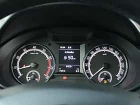 Škoda Octavia (2019) thumbnail 21