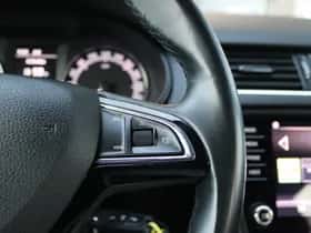 Škoda Octavia (2019) thumbnail 22