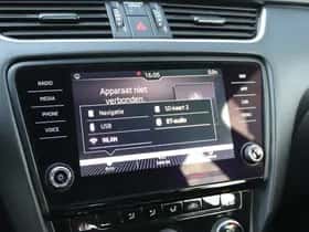 Škoda Octavia (2019) thumbnail 24