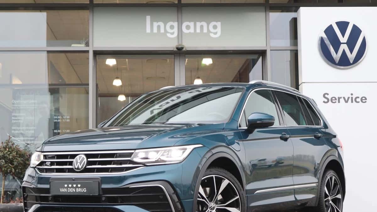 Volkswagen Tiguan (2022) — foto 1