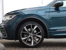 Volkswagen Tiguan (2022) thumbnail 2