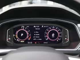 Volkswagen Tiguan (2022) thumbnail 24