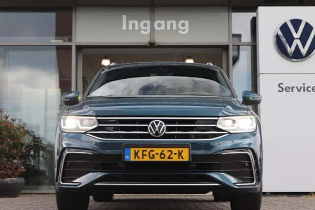 Volkswagen Tiguan (2022) thumbnail 4