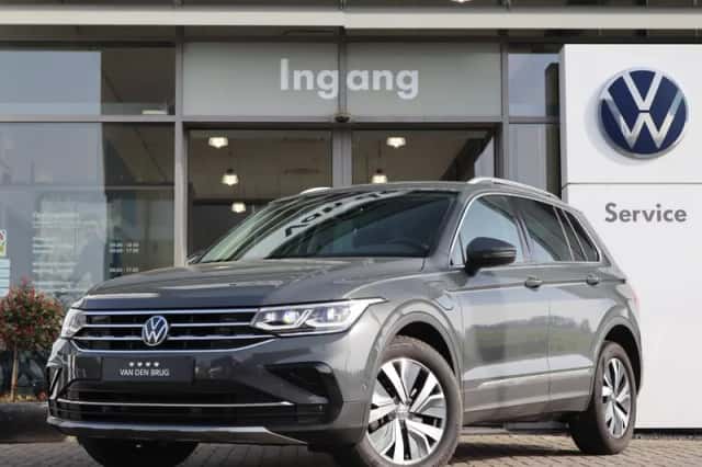Volkswagen Tiguan (2022)