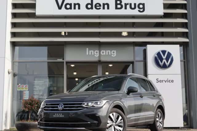 Volkswagen Tiguan (2022) thumbnail 3