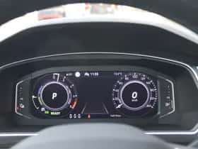 Volkswagen Tiguan (2022) thumbnail 23