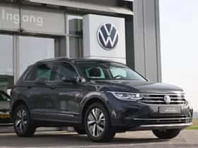 Volkswagen Tiguan (2022) thumbnail 8