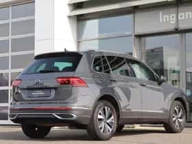 Volkswagen Tiguan (2022) thumbnail 10