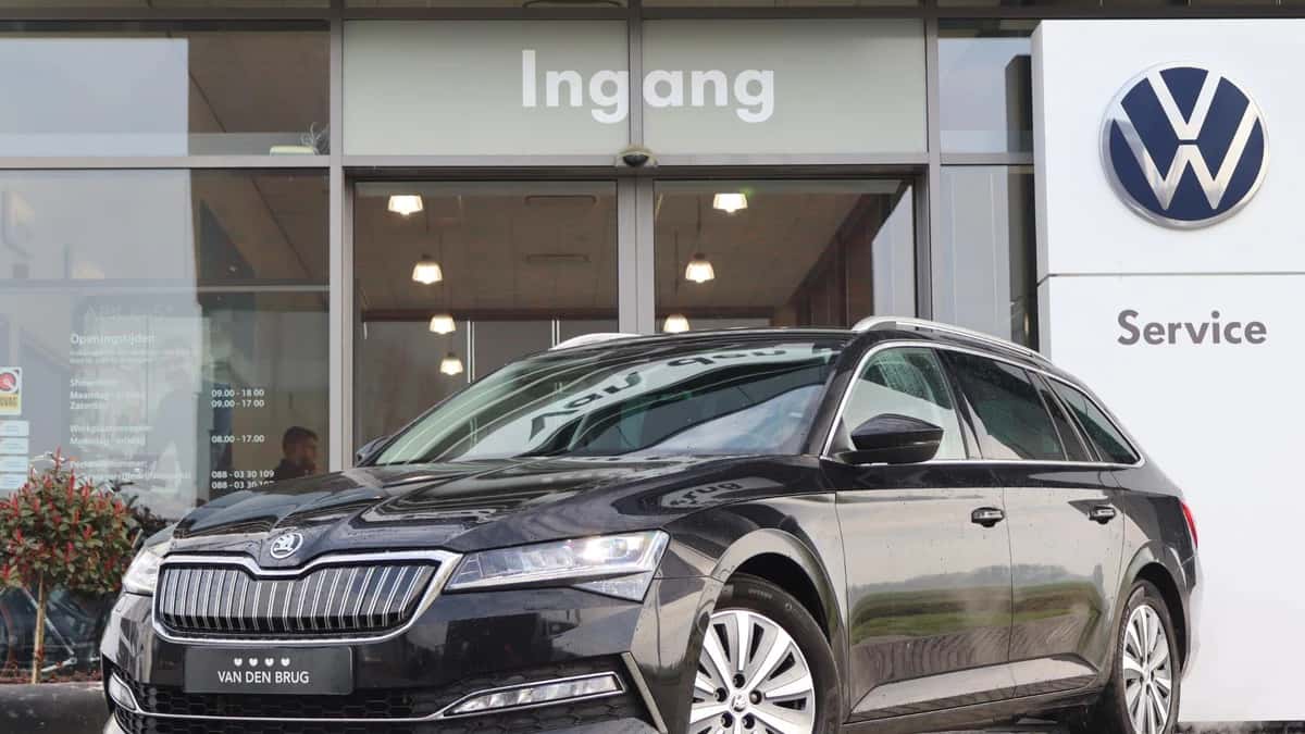 Škoda Superb (2022) — foto 1