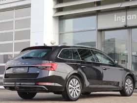 Škoda Superb (2022) thumbnail 11