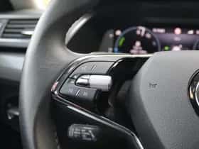 Škoda Superb (2022) thumbnail 24