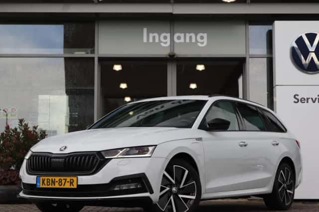 Škoda Octavia (2022) thumbnail 1