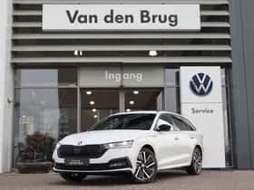 Škoda Octavia (2022) thumbnail 3