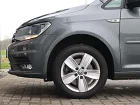 Volkswagen Caddy (2018) thumbnail 2