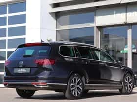 Volkswagen Passat (2022) thumbnail 11