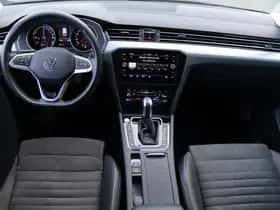 Volkswagen Passat (2022) thumbnail 15