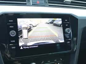 Volkswagen Passat (2022) thumbnail 28