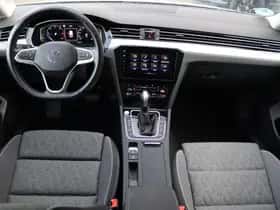 Volkswagen Passat (2023) thumbnail 15