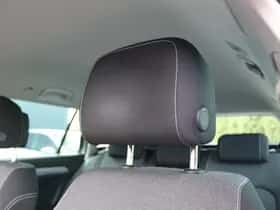 Volkswagen Passat (2023) thumbnail 18
