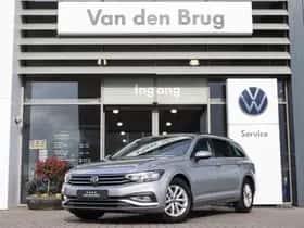 Volkswagen Passat (2023) thumbnail 3