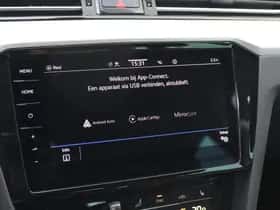 Volkswagen Passat (2023) thumbnail 26