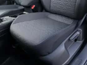 Volkswagen Tiguan (2022) thumbnail 16