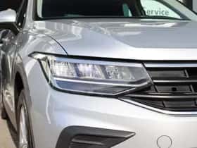 Volkswagen Tiguan (2022) thumbnail 5
