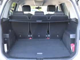 Volkswagen Touran (2016) thumbnail 13