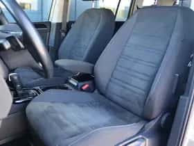 Volkswagen Touran (2016) thumbnail 17