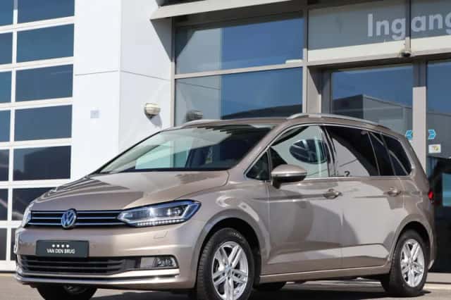 Volkswagen Touran (2016) thumbnail 6